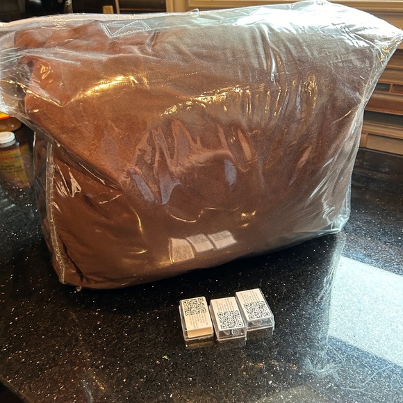 NEW Stretch Velvet Sofa covers- Chocolate Brown- 7 pieces - Picture 3 of 6